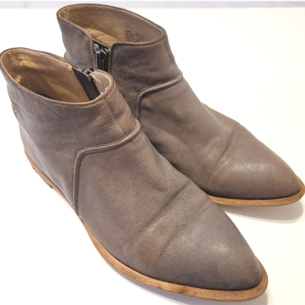 Calvin Klein Nema taupe ankle booties size 10